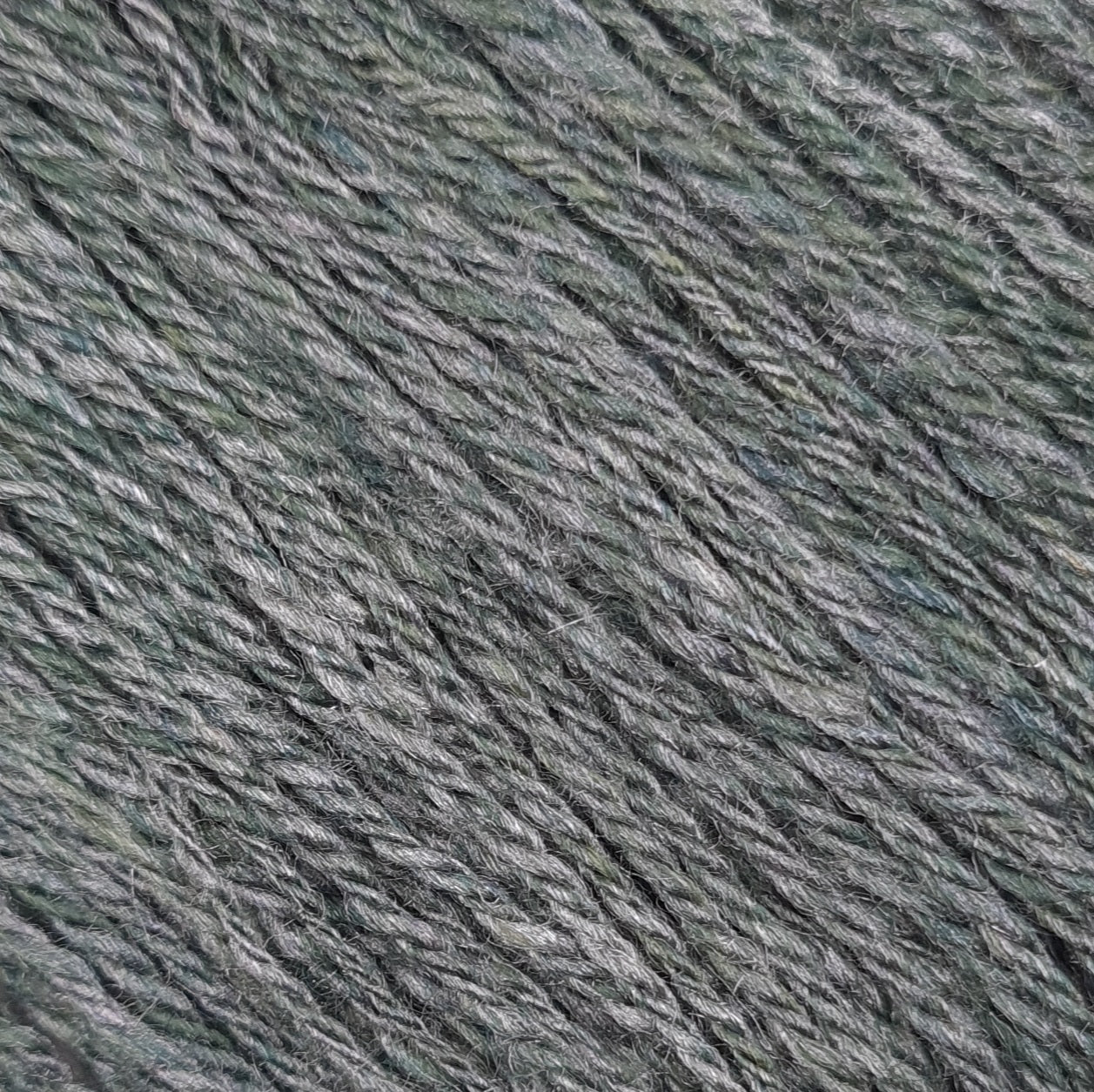 Handspun, DK/Worsted yarn, mini skein, merino wool & silk