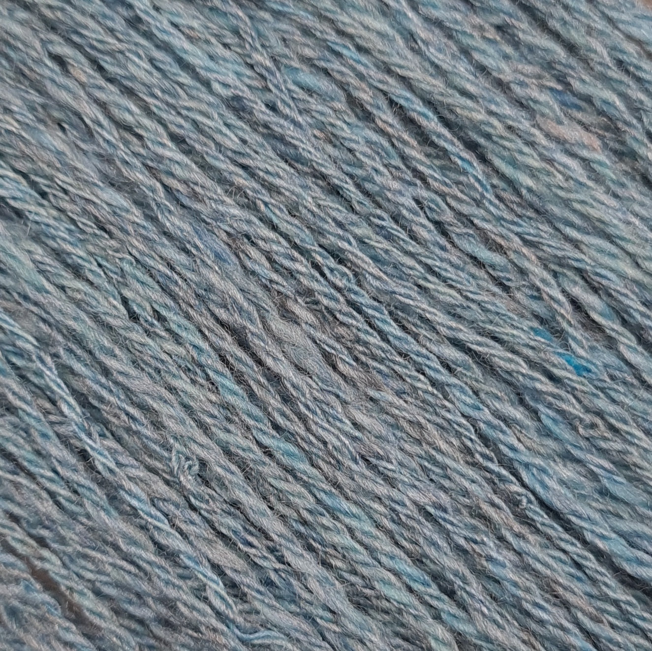 Handspun, DK/Worsted yarn, mini skein, merino wool & silk