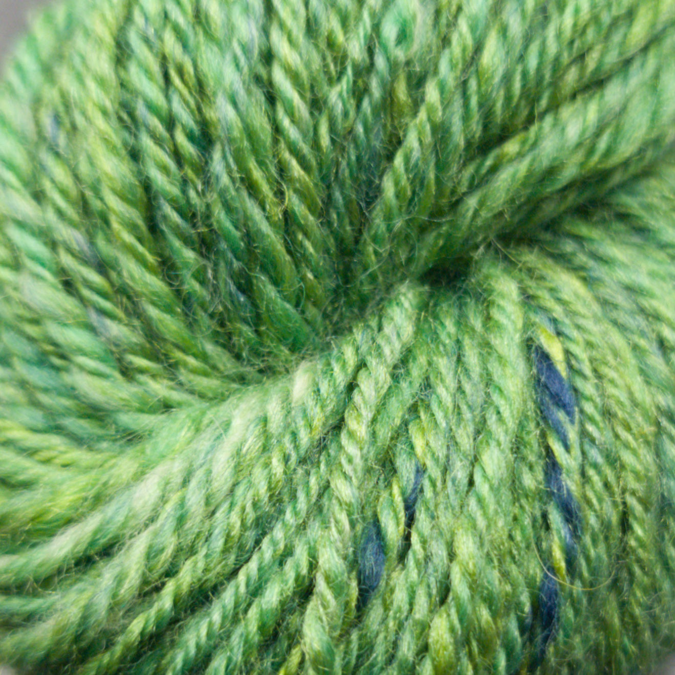 Handspun, DK/Worsted yarn, mini skein, merino wool & silk