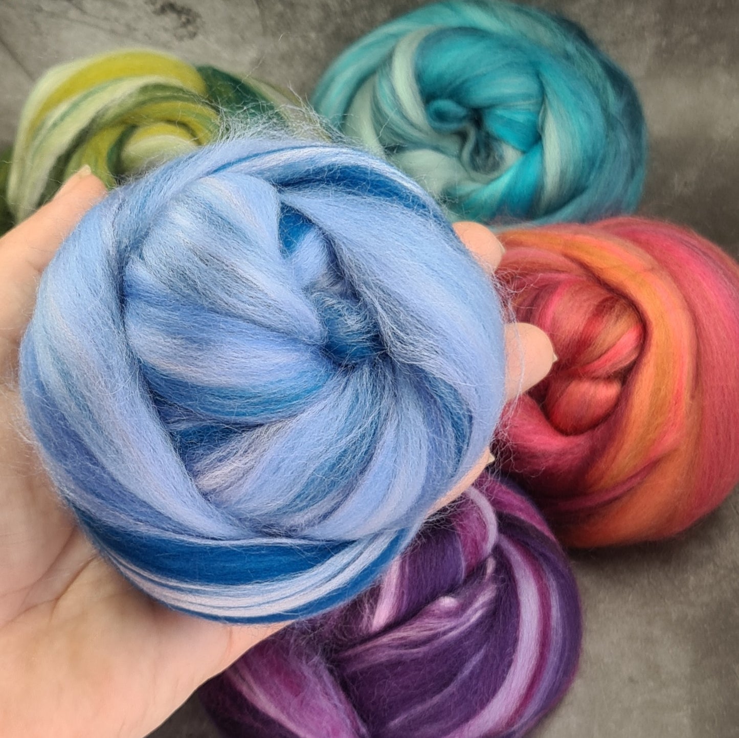 Coral Reds - Merino & Bamboo Combed Top - Portchester Blend