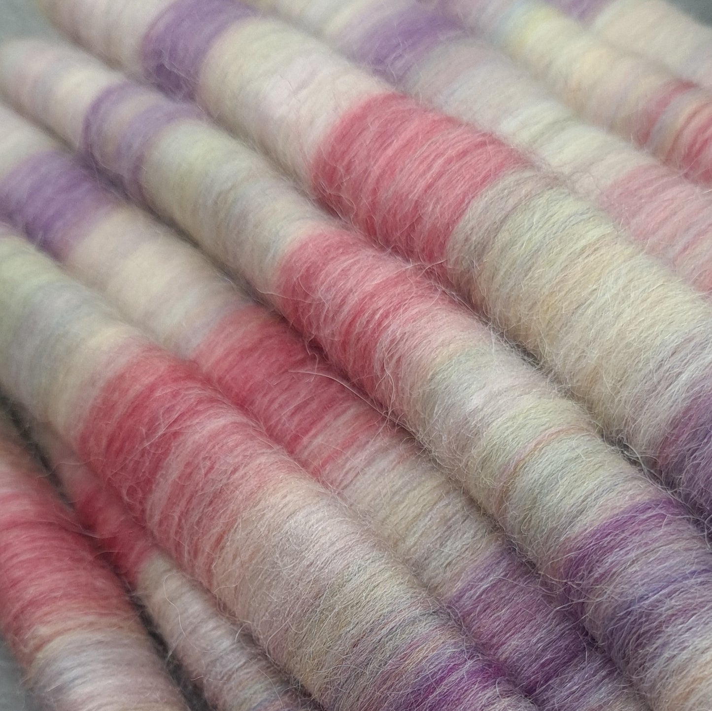 Rolags (or Punis) for spinning, Autumn Berry Ripple, Special Edition September '24