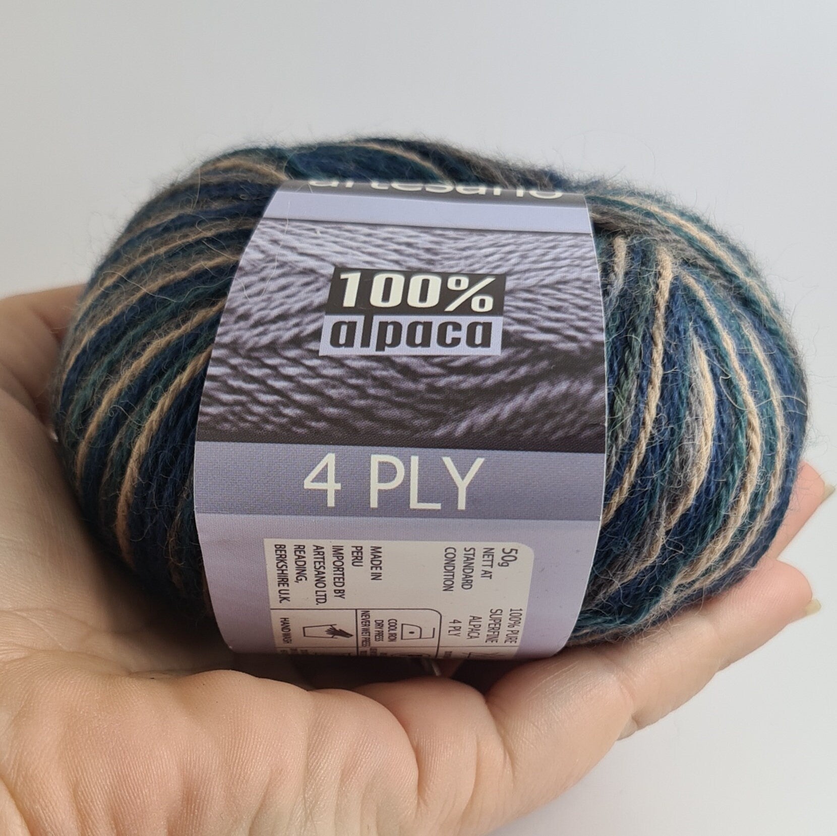 Pure Alpaca 4ply, Dark & Dangerous, 100% Superfine Alpaca, Artesano 184m/200yds 50g. FREE mitten pattern.