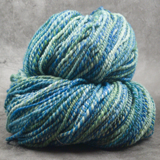 Handspun Worsted/Aran yarn, 116g skein, Kettle dyed Merino Wool, Minty Fresh OOAK