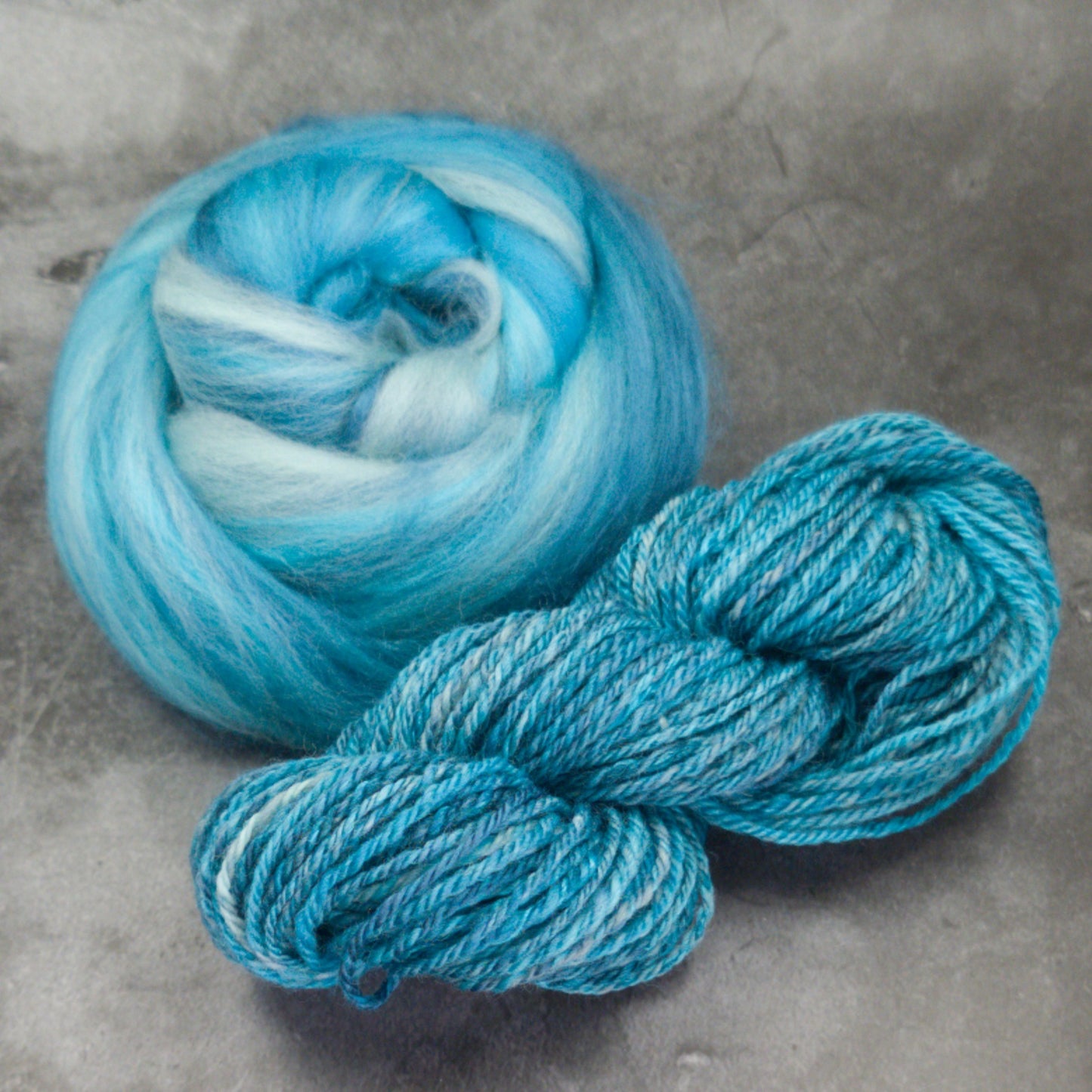 Minty Turquoise - Merino & Bamboo Combed Top - Portchester Blend