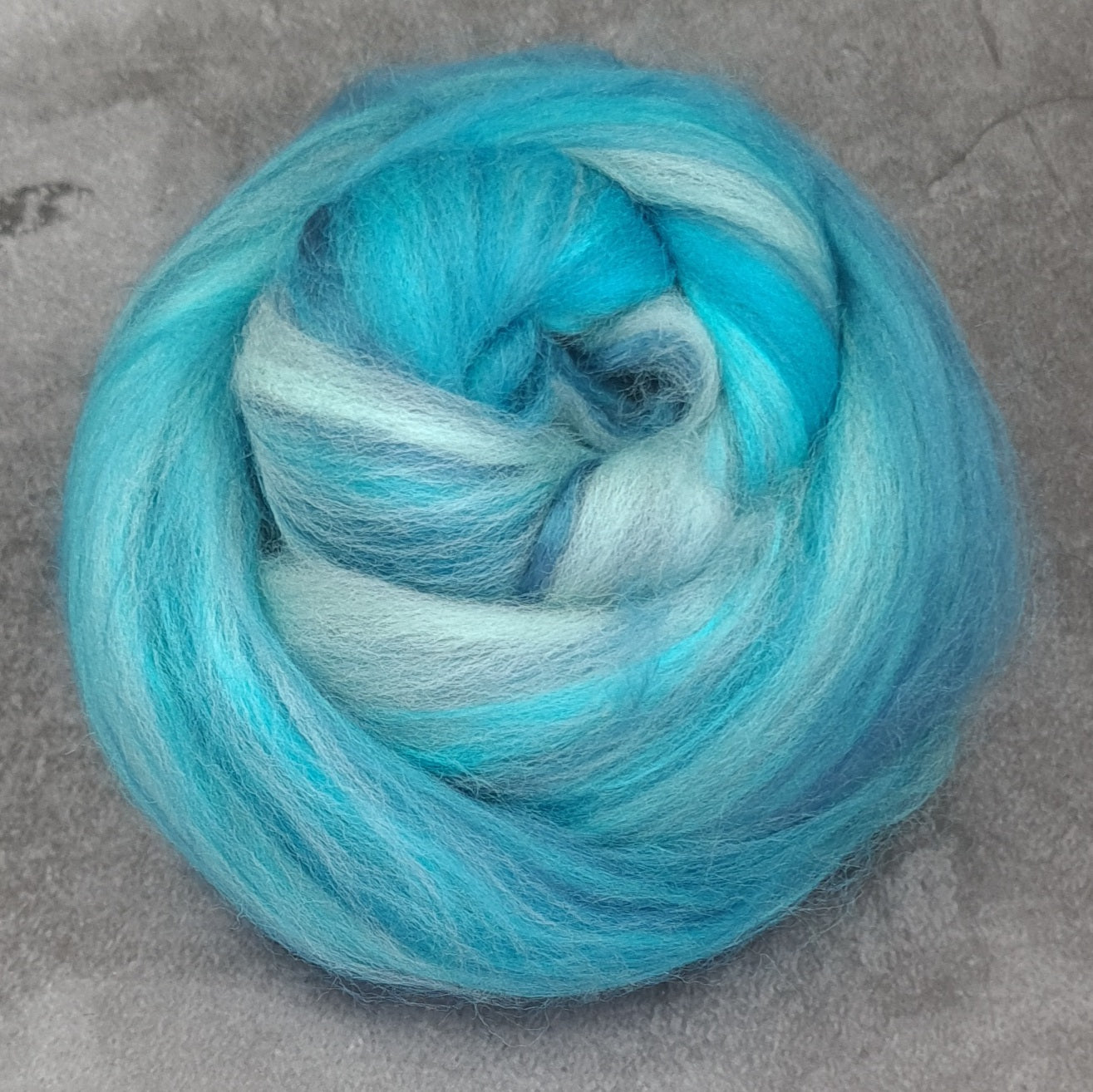 Minty Turquoise - Merino & Bamboo Combed Top - Portchester Blend