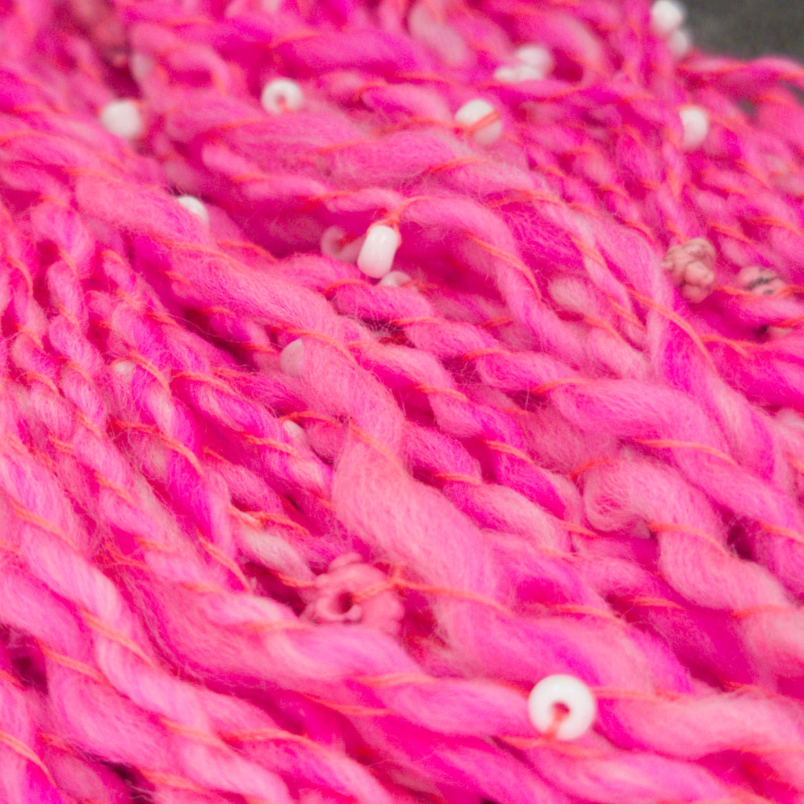 Pinkatee-pink-pink - Art yarn, spiral spun with beads