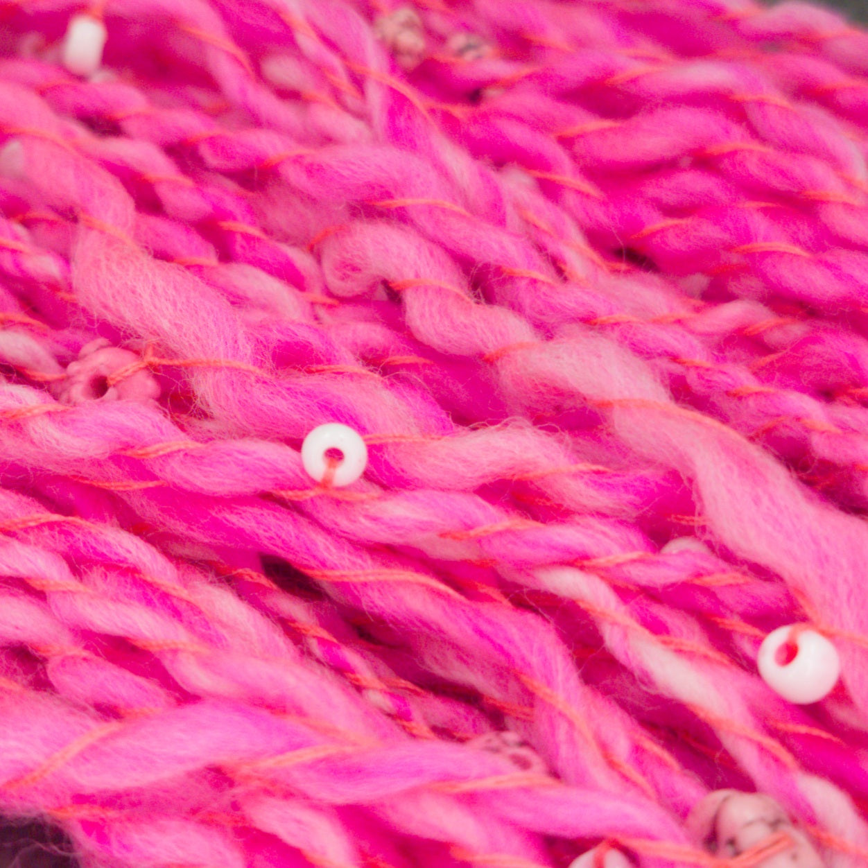 Pinkatee-pink-pink - Art yarn, spiral spun with beads