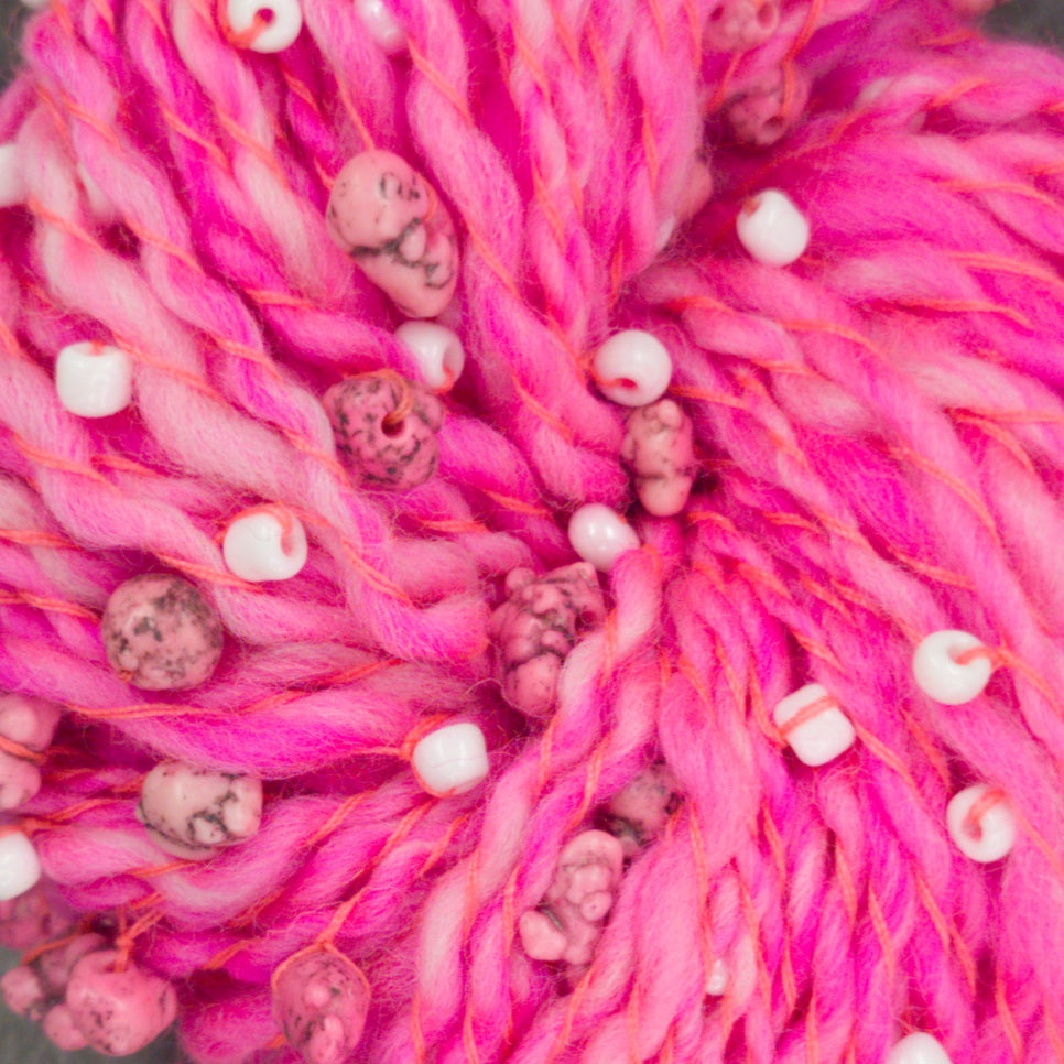 Pinkatee-pink-pink - Art yarn, spiral spun with beads