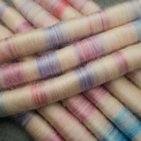 Rolags (or Punis) for spinning, Winter Heart, Special Edition February '25